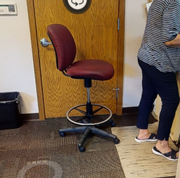 [#B1-11] Teller Stool 