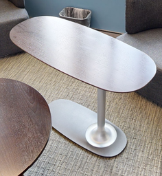 [#C11-11] Computer stand table