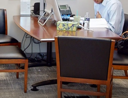 [#C5-11] Small conference table