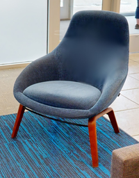 [#B12-4] Blue lounge Chair