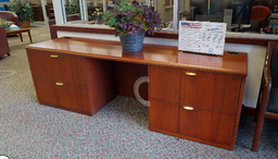 [#E4-8] Desk - 2 Pedestals