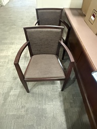 [#B9-4156] Taiga Guest Chair