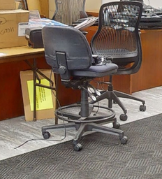 [#B12-10] Teller Stool