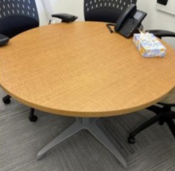 [#C5-116] Small Round Conference Room Table