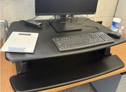 [#C11-130] VariDesk: Standing Desk Converter 
