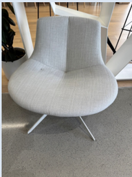 [#B12-11] PICO LOUNGE - LOW-BACK SWIVEL