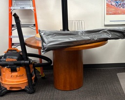 [#C4] Round Meeting Table