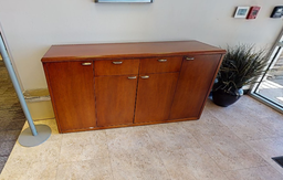 [#D5-8] Credenza