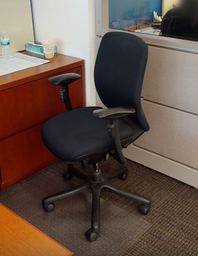 [#B13-1] Task chair w/arms
