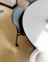 [#B8-8] 4 Staff Room chairs