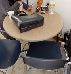 [#C4-16] Round meeting table