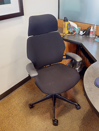 [#B13-3] Task Chair