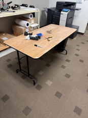 [#C8-76] 5' FOLDING TABLE