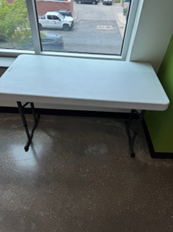 [#C8-88] 4' FOLDING TABLE