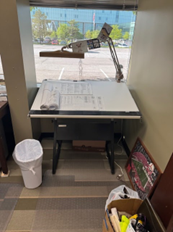 [#C4-171] BLACK AND WHITE DRAFTING TABLE