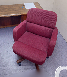 [#B13-5] Red mobile conference chair