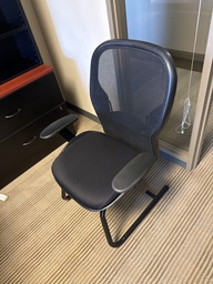 [#B8-142] GUEST CHAIR