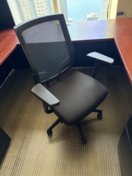 [#B13-160] DESK CHAIR