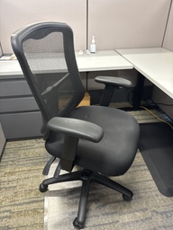 [#B13-224] DESK CHAIR