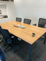 [#C6-12] Meeting table  (medium)