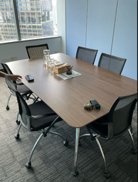 [#C5-82] Meeting table (small)
