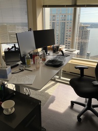 [#E10-43] ADJST. DESK 