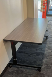 [#C13-1] Tables with Wheels