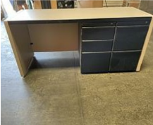 [#E4-32] Desk