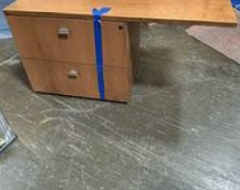 [#E0-38] Desk Set Up