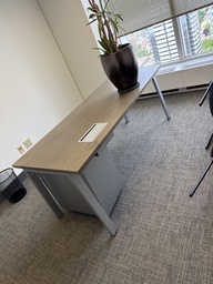 [#E3-44] 72X30X29 DESK