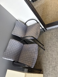 [#B8-58] GUEST CHAIRS