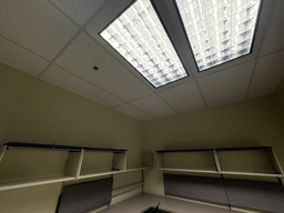 [#D23-285] 48X13X15 OVERHEADS