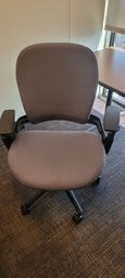 [#B13-8] Dark Beige Task Chair - LEAP