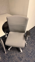 [#B13-16] Task Chair