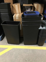 [#G3-2] TALL TRASH CANS
