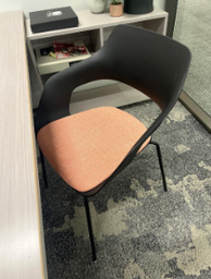 [#B4-30] Pink seat black 4 leg base