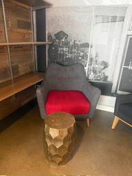 [#B12-3] Red/Grey  armchair and small table