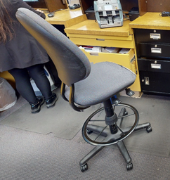 [#B12-7] Teller task chair no arms