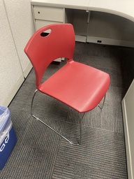 [#B4-13] Red stacking chairs