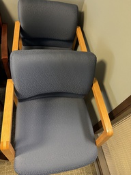 [#B9-109] BLUE GUEST CHAIRS