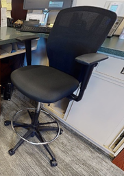 [#B13-3] Adjustable task chair