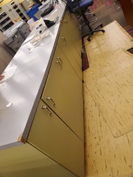 [#D21-2] Millwork islands (5' x 4')
