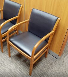 [#B9-3] Black guest chair