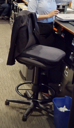 [#B12-15] Teller task chair no arms