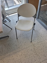 [#B13-31] Chair