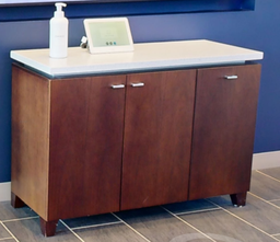 [#D5-11] 3 door coffee credenza