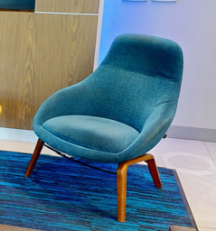 [#B12-3] Blue lounge chair