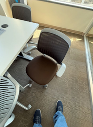 [#G3-21] HUDDLE ROOM TASK CHAIRS (BROWN SEAT W GRAY TRIM)