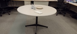 [#C9-62] Herman Miller Round Table, 48"