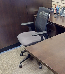 [#B13-3] Task chair, with arms